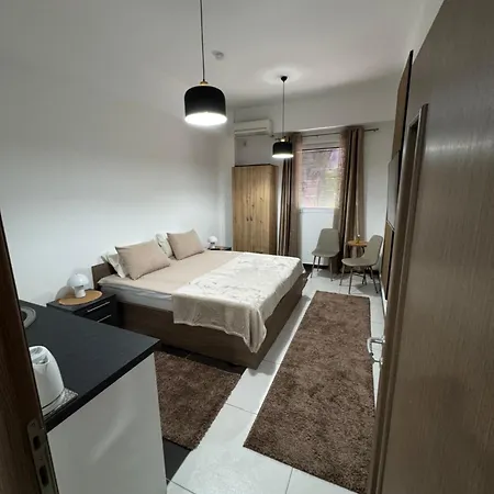 Apartment Dannys Modern Flats Skopje