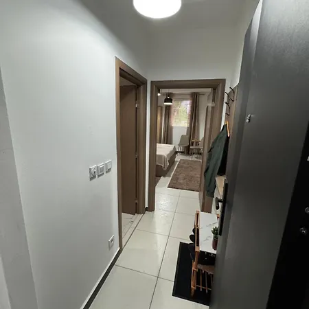 Dannys Modern Flats Apartment *