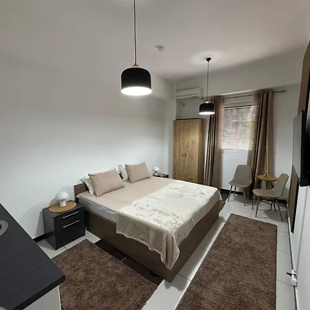Dannys Modern Flats Apartment *