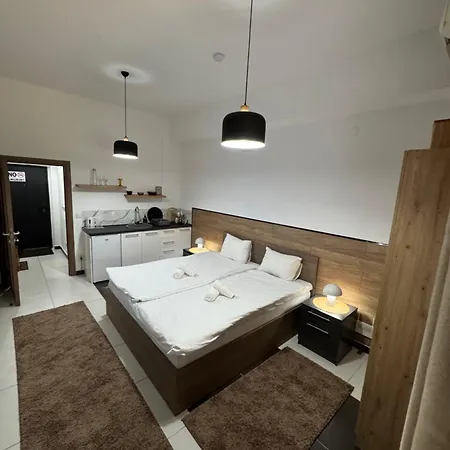 Dannys Modern Flats Apartment